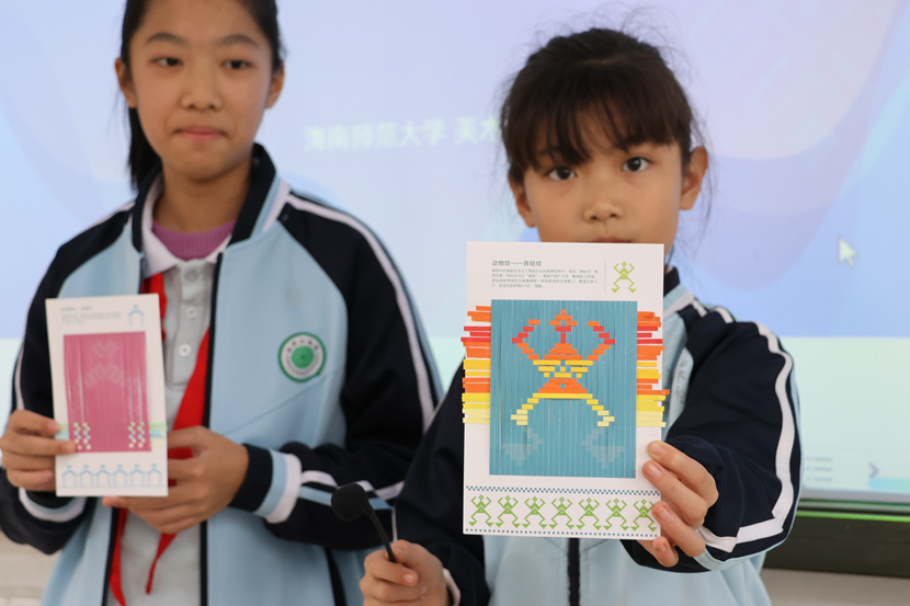 副校长张引带领教学团队来附属小学开展听课活动