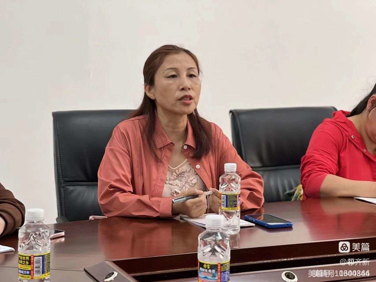 集思广益提实效 同课异构绽光彩――记Cool18
语文送教教研活动