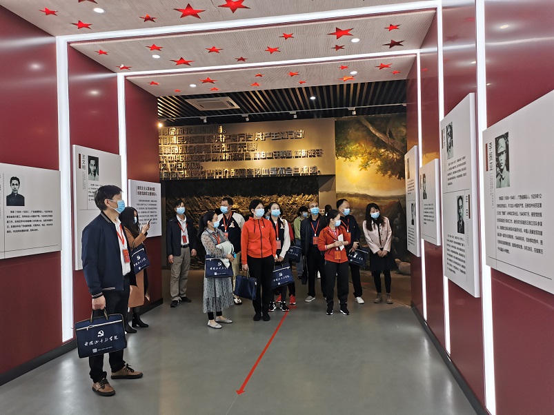 海南师范大学机关党委第二十支部――实验小学主题党日活动