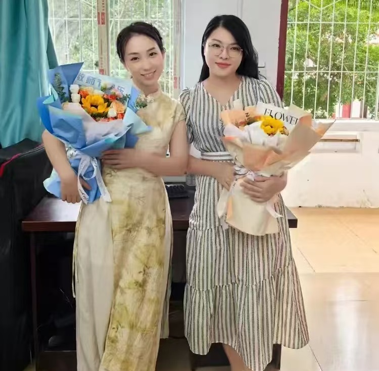 不负“师光”,向阳而生―― Cool18
教师节主题活动